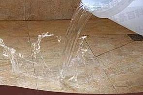 铁山漏水维修 免砸砖防水材料该如何施工